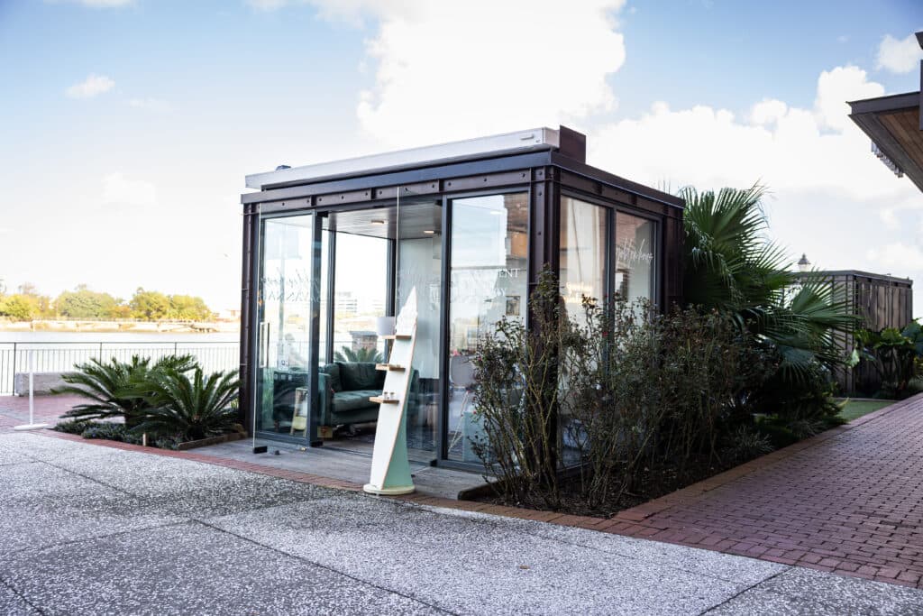 A view of the kiosk of Golden Hour Jewelry at Plant Riverside District Savannah