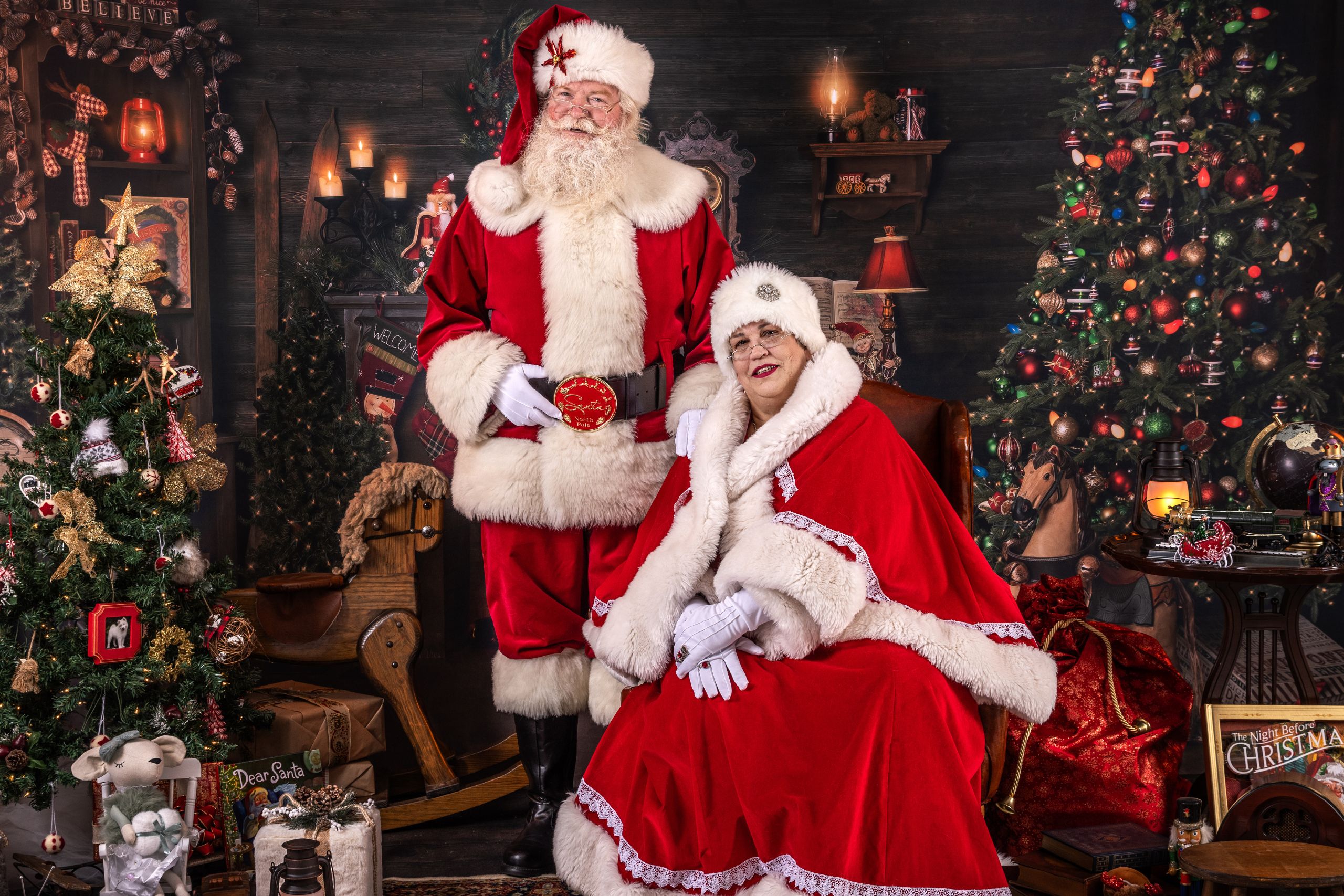 Santa & Mrs Claus Sightings